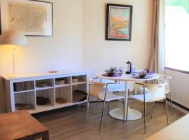 Hôtel Studio Montagne à Vars, 4 couchages, centre station, à 30m des pistes - FR-1-330B-46