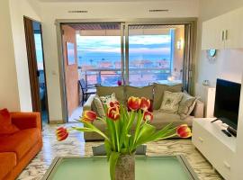 Hôtel Sea View Apartment - Private Parking, Swimming Pool, Air Conditioning