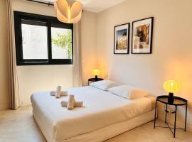 Hôtel Pleasant CoLiving Room with Breakfast & Parking