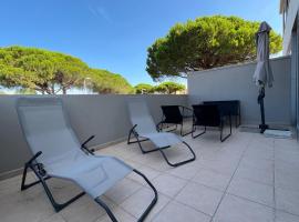 Hôtel Charmant studio grande terrasse