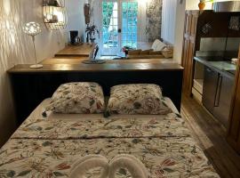 Hôtel Le Moulin - Piscine, Tennis, TV, Plage à 5min