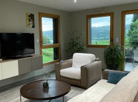 Hôtel Apartment Das ruhige Les Grangettes mit Seeblick by Interhome