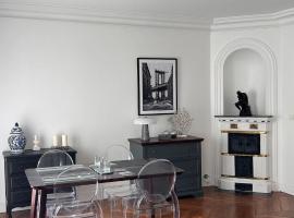 Hôtel Quiet apartment Levallois 10 minutes from Saint Lazare