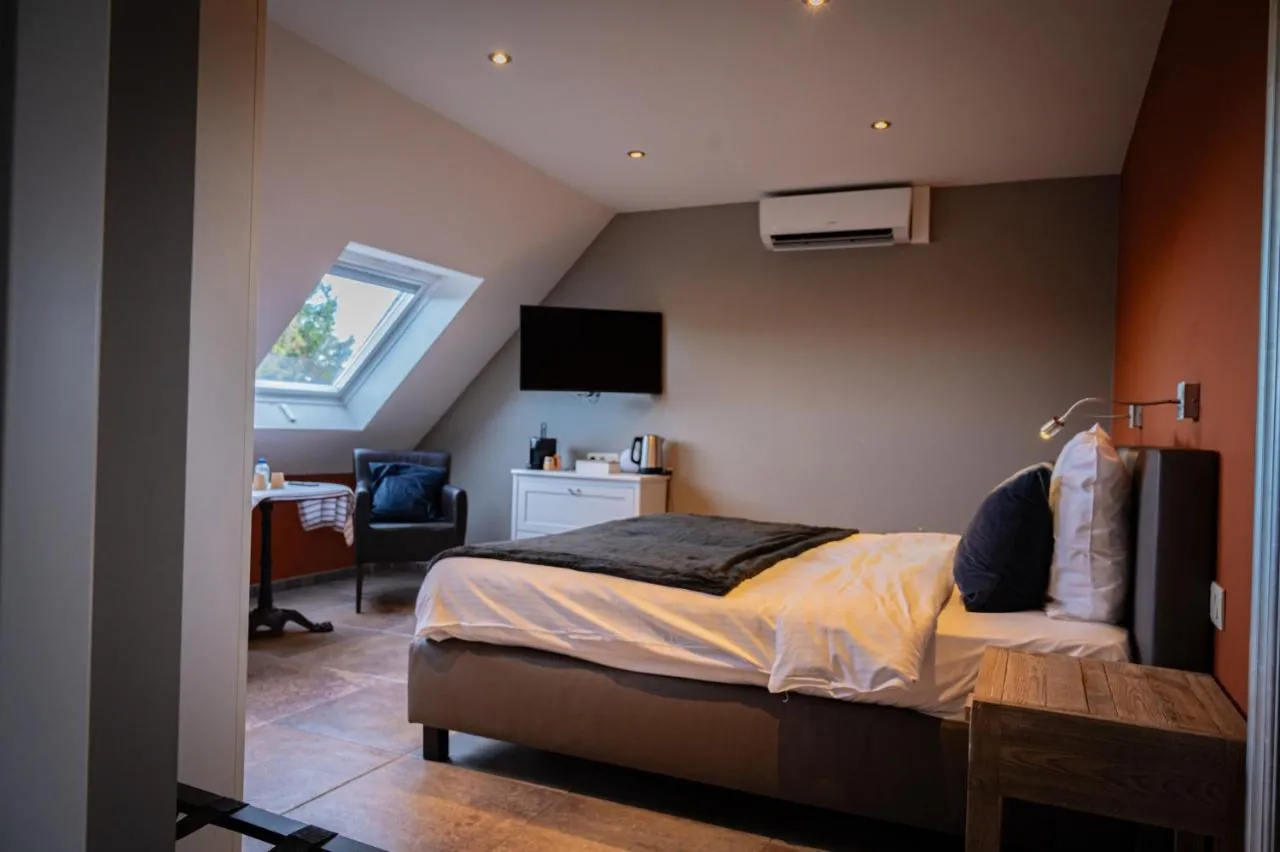 4 hotel in West Flanders